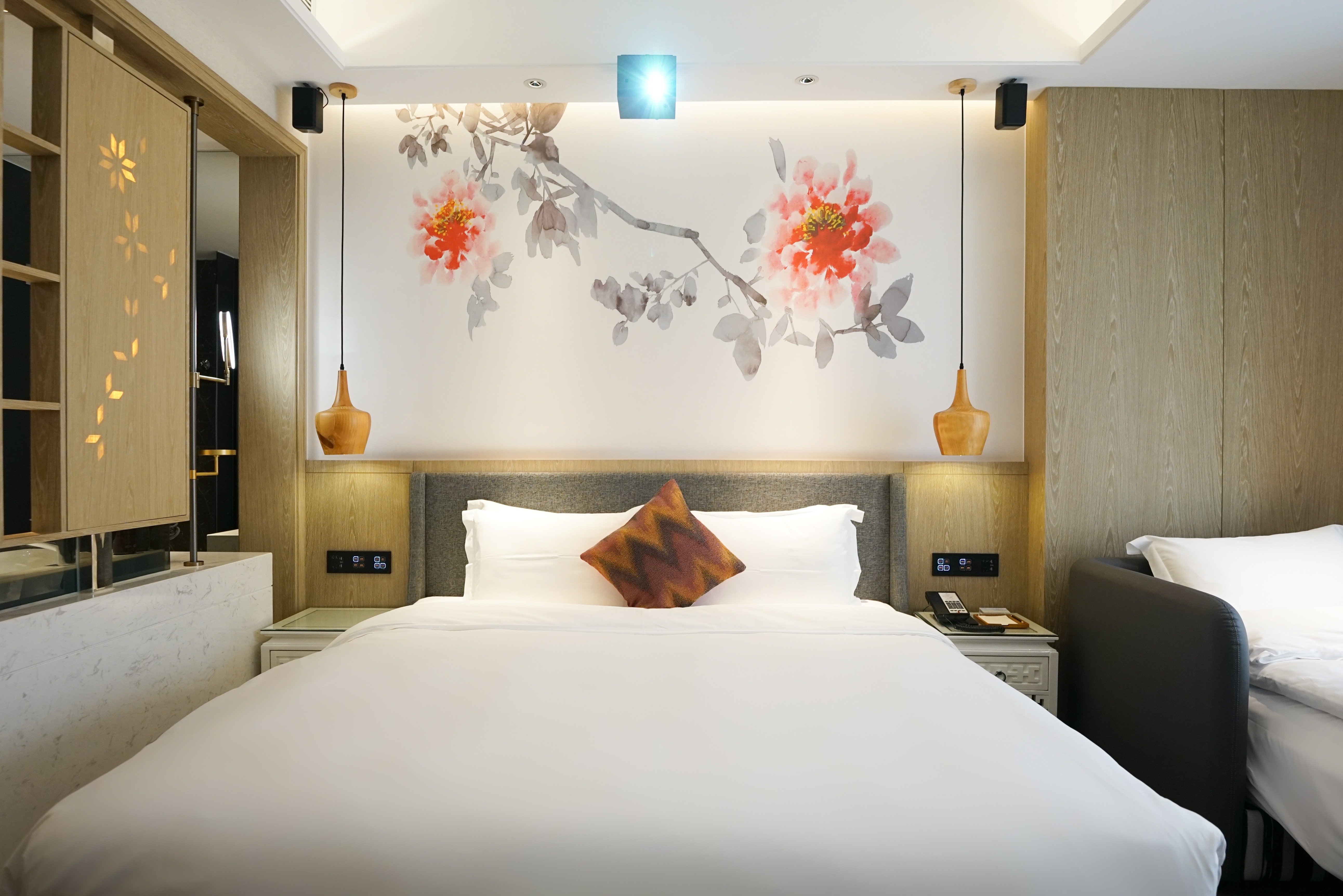 هتل پاکو کانتون تاور کنتون